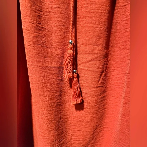 🔥 Unique Spectrum Burnt Orange Boho Top – Small (NWT) 🔥 - Picture 3 of 6